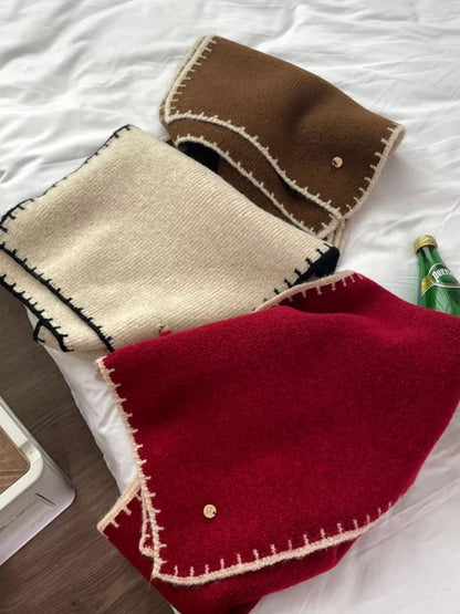 Contrast Trim Knit Scarf