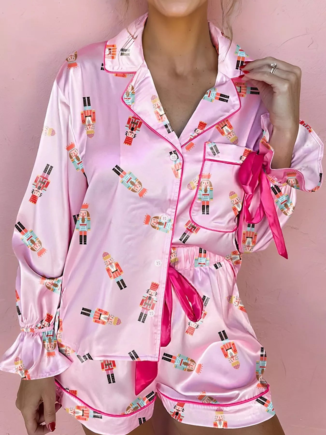 Nutcracker Print Contrast Trim Top and Shorts Pajama Set