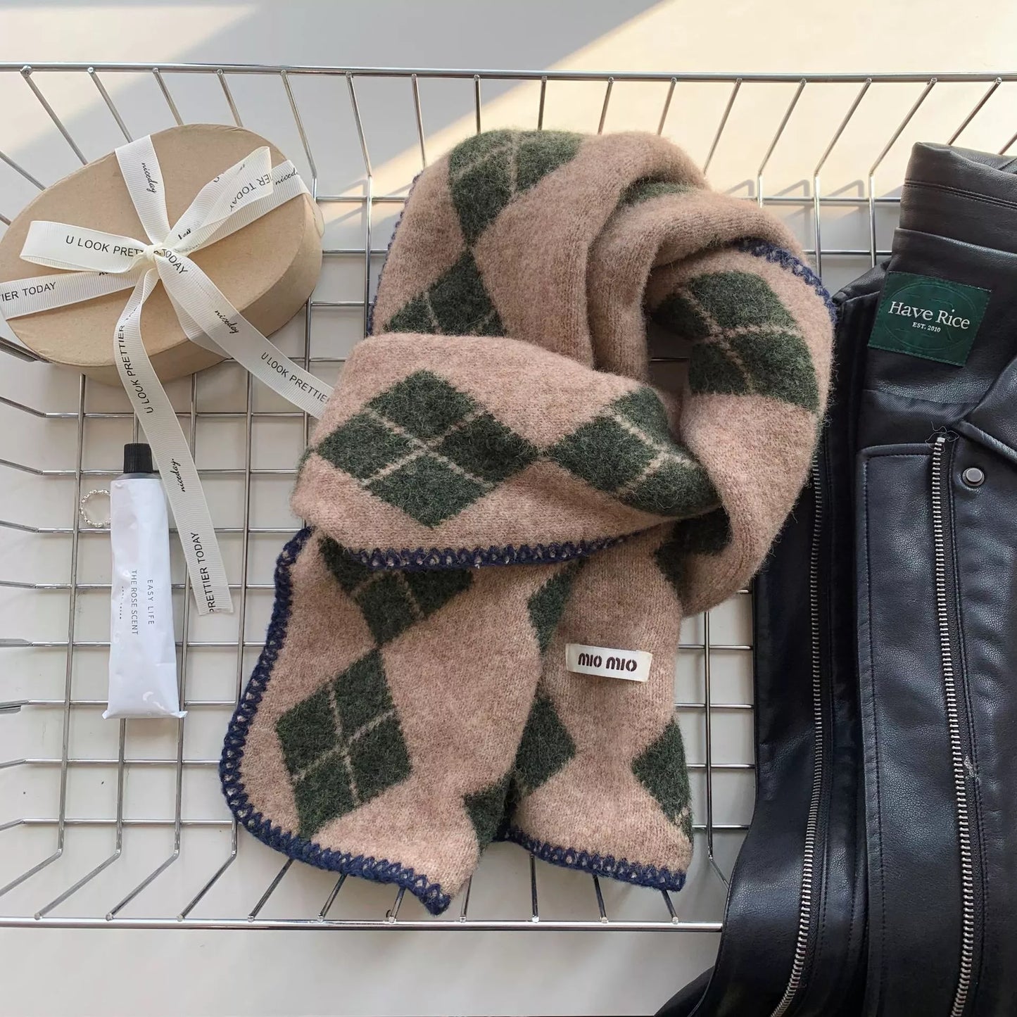 Argyle Pattern Warm Scarf