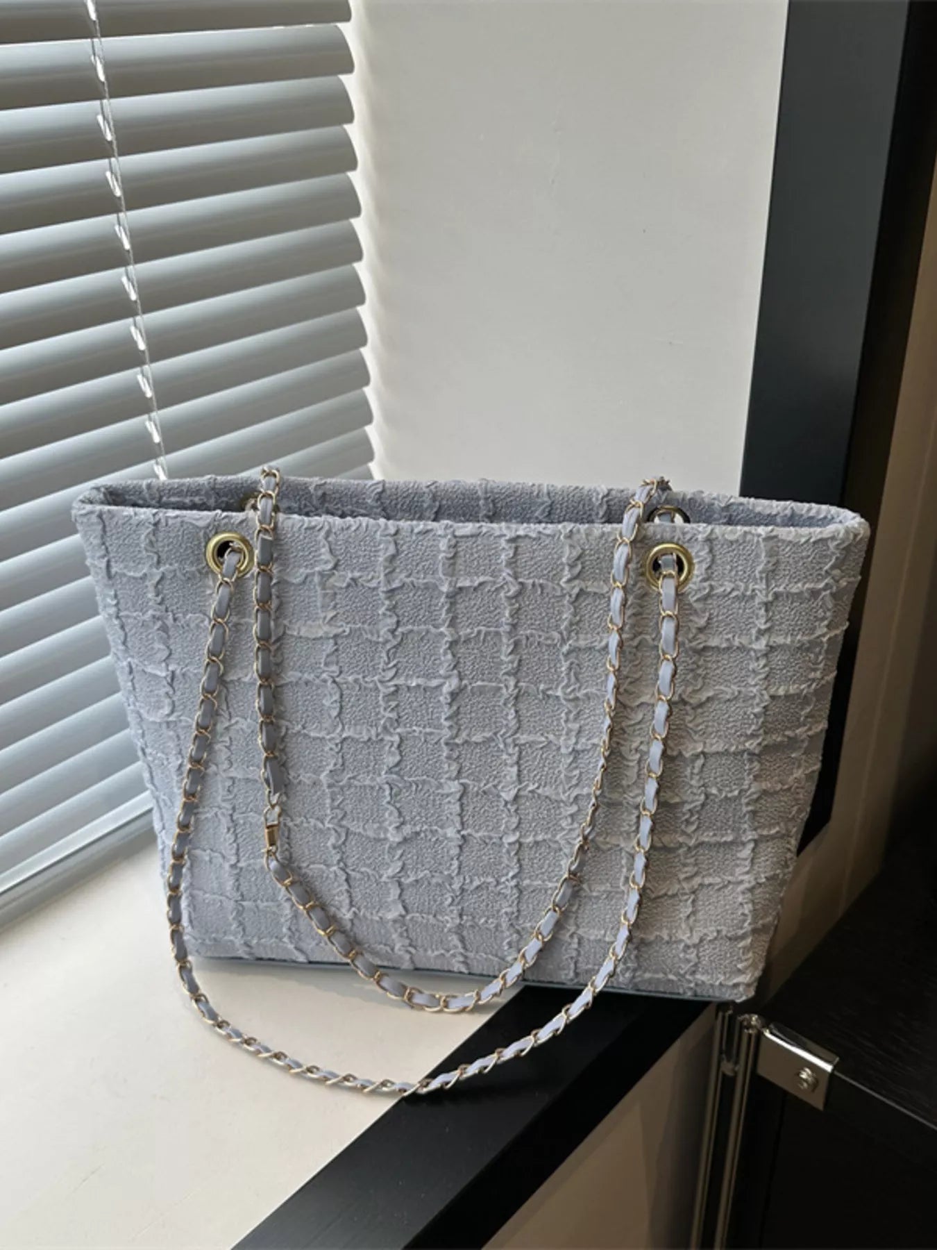 Tweed Chain Shoulder Bag
