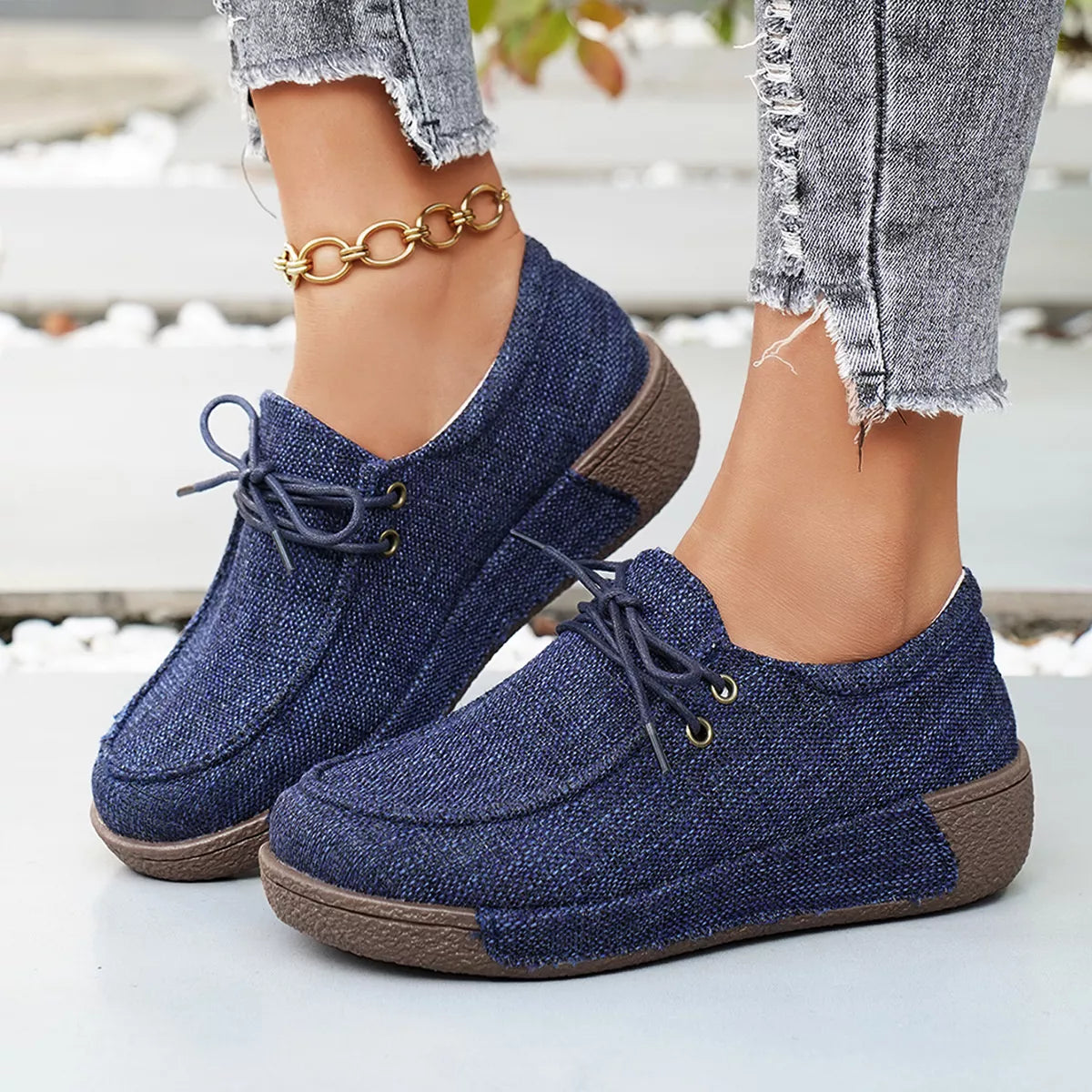 Round Toe  Lace-Up Sneakers