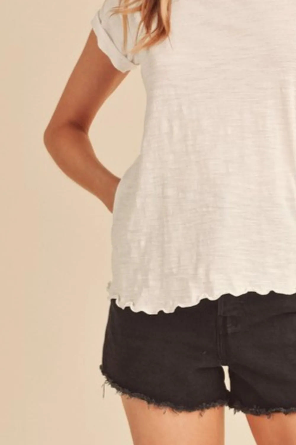 Aemi + Co Lettuce Edge Round Neck Short Sleeve T-Shirt