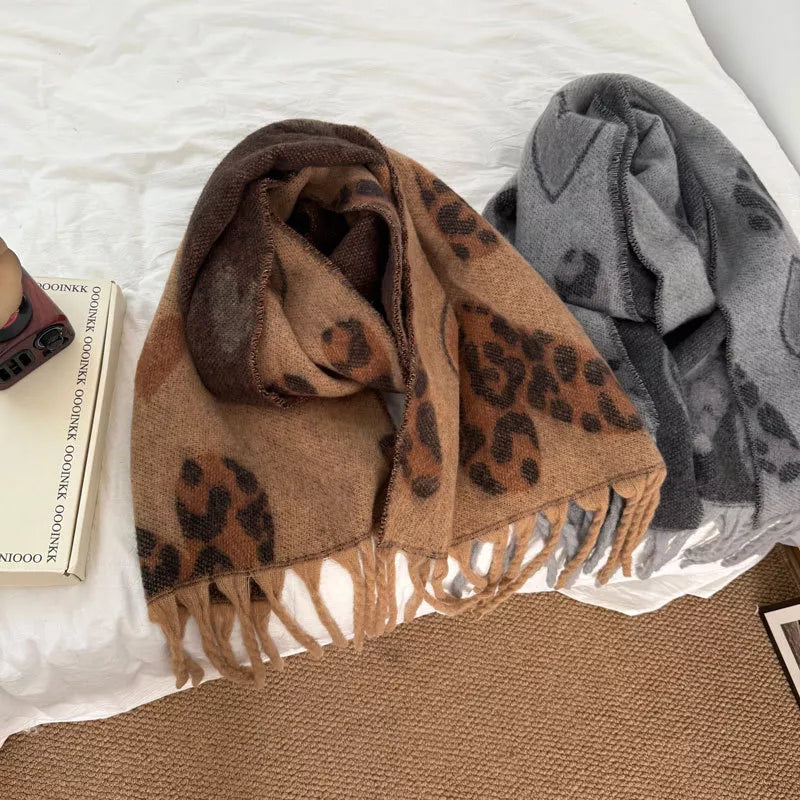 Leopard Heart Warm Scarf