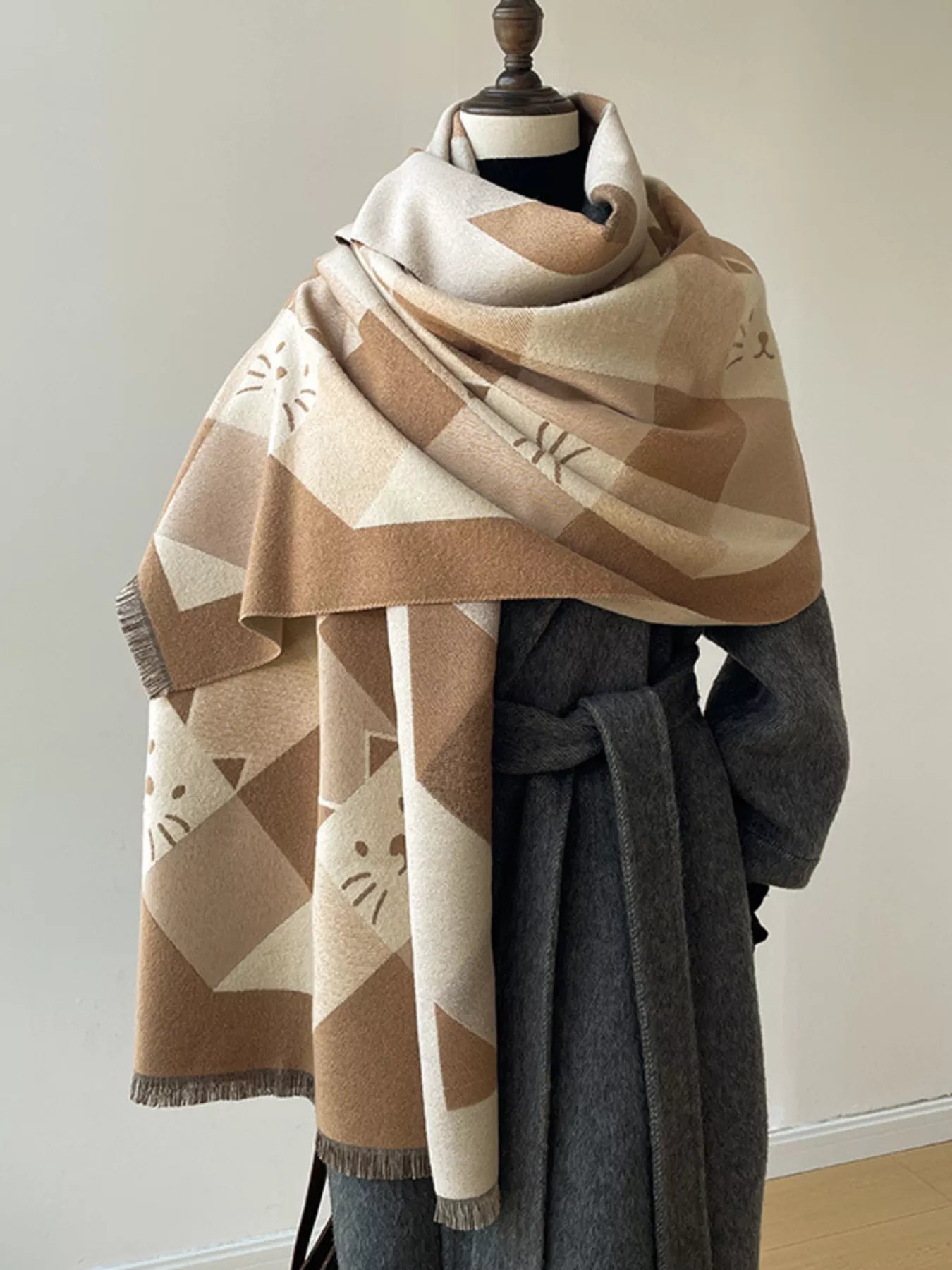 Cute Cat Pattern Plaid Raw Hem Scarf