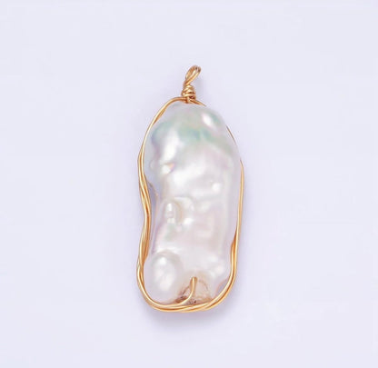 Freshwater Pearl Pendant Necklace