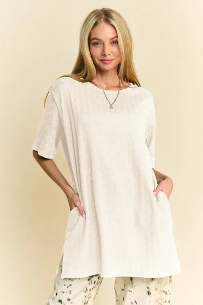 Davi & Dani Short Sleeve Side Slit T-Shirt with Pockets
