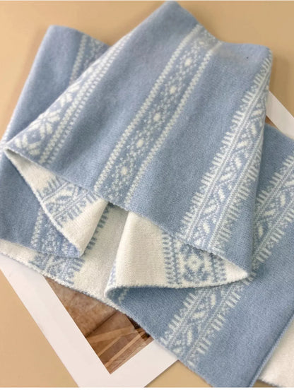 Winter Snowflake Pattern Knitted Scarf