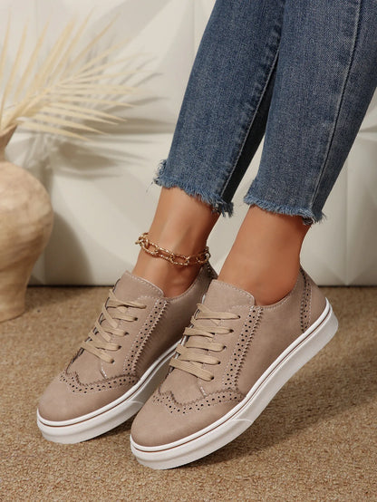 Lace Up Round Toe Platform Sneakers