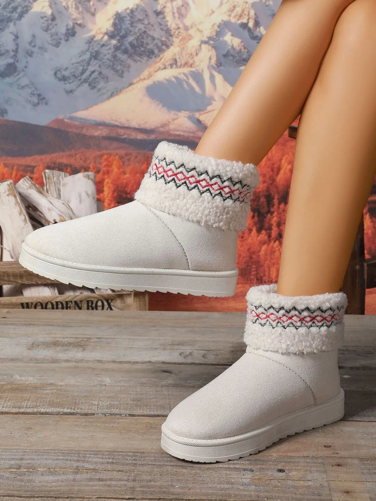 Round Toe Platform Boots