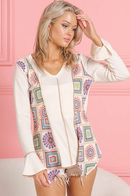 BiBi Granny Square Print Contrast Annie Rib V Neck Top
