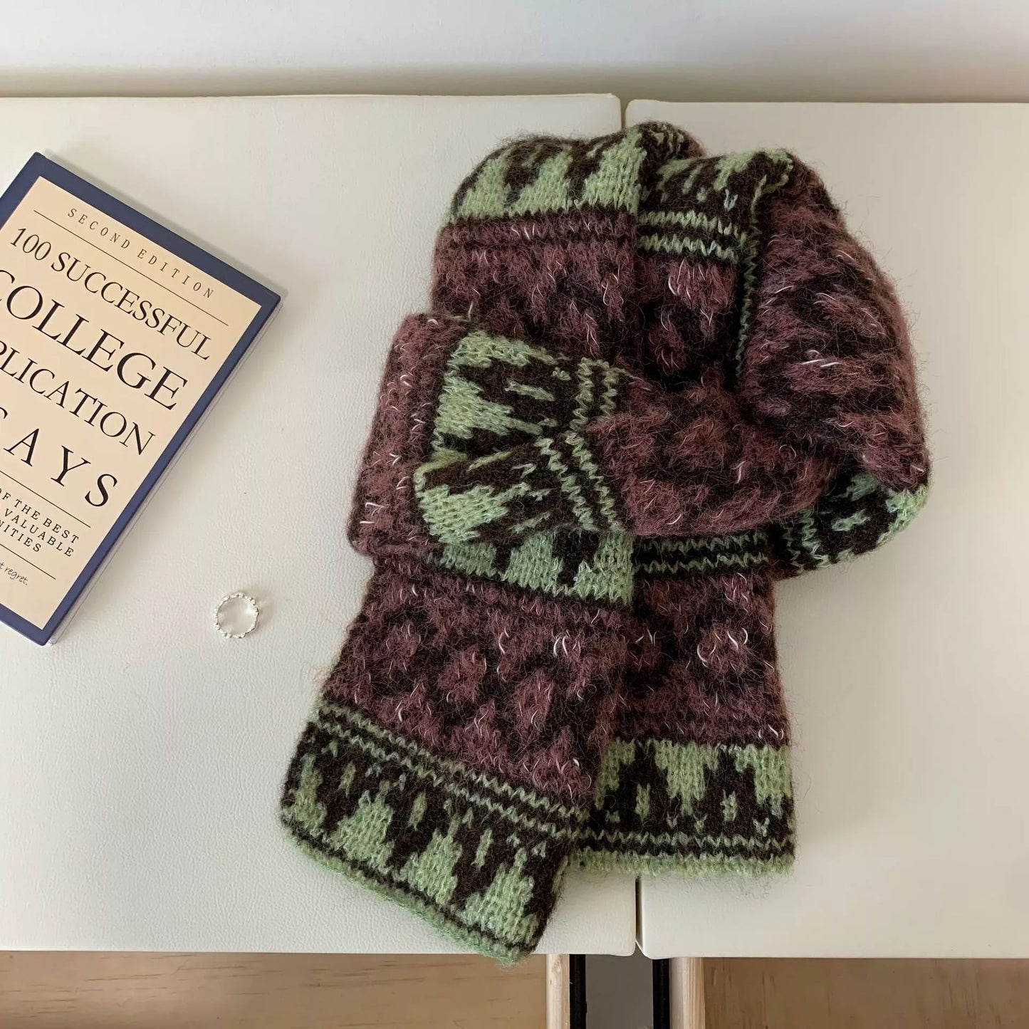 Vintage Knitted Pattern Warm Scarf