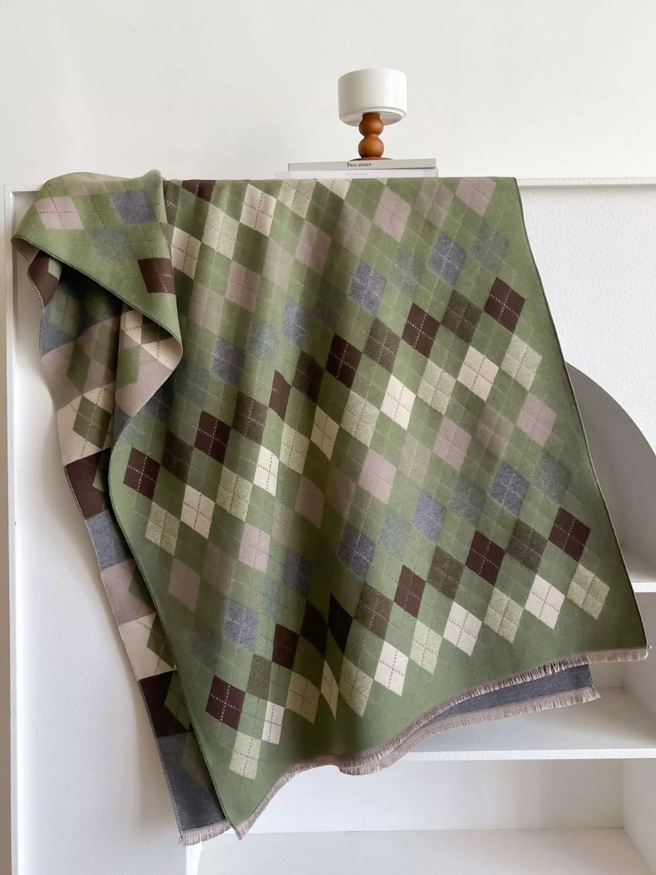 Diamond Pattern Warm Scarf