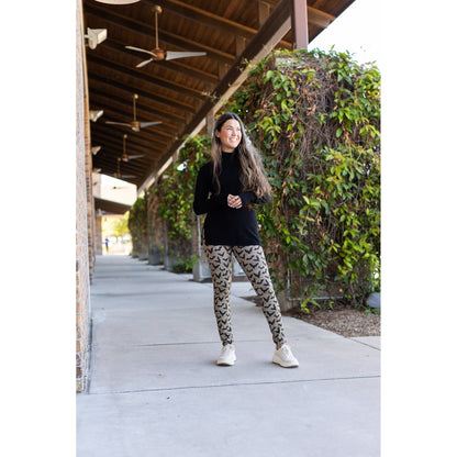The Bianca - Leopard Bats Leggings *