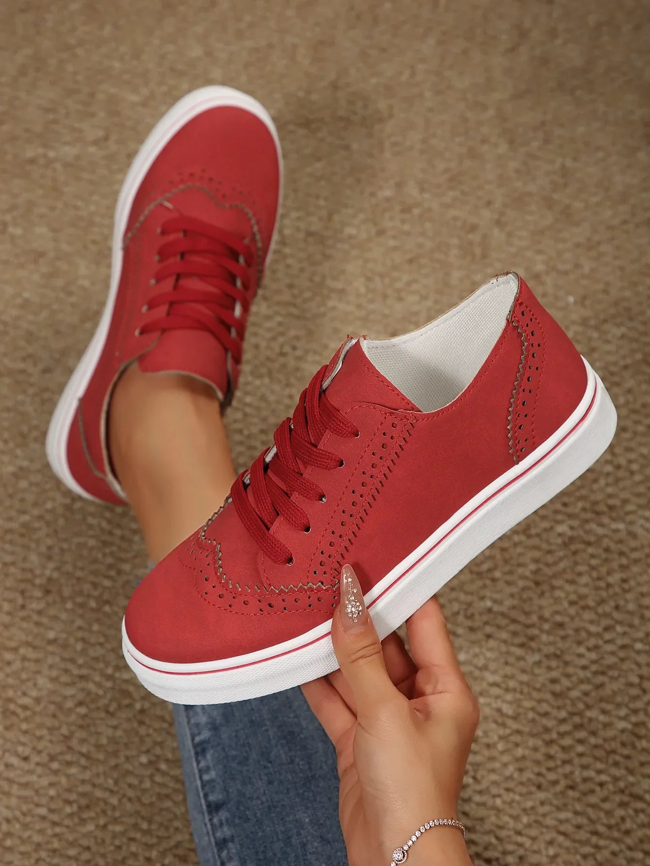 Lace Up Round Toe Platform Sneakers