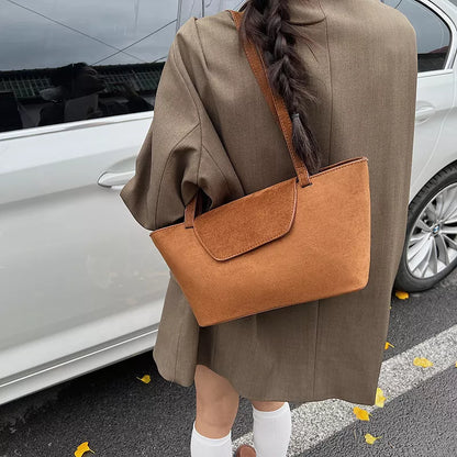 Minimalist Flap Decor Suede Bag