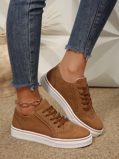 Lace Up Round Toe Platform Sneakers