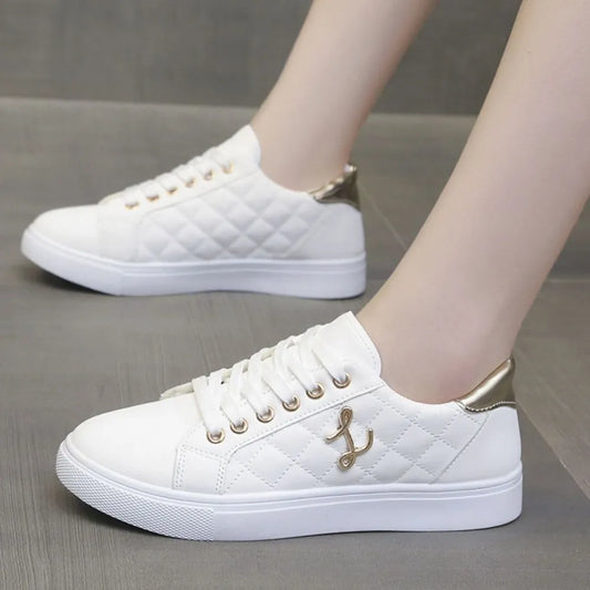 Lace Up Round Toe Sneakers