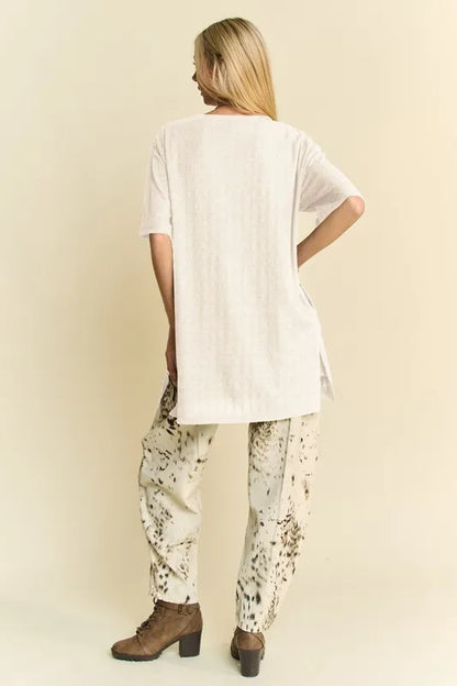 Davi & Dani Short Sleeve Side Slit T-Shirt with Pockets