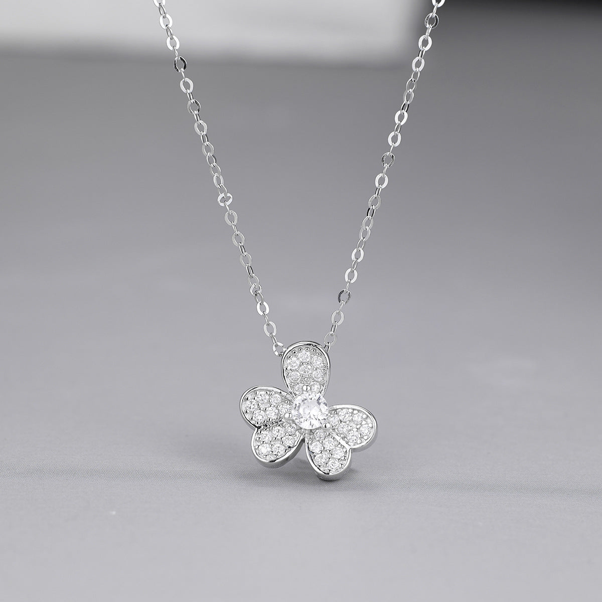 925 Sterling Silver Clover Pendant Necklace