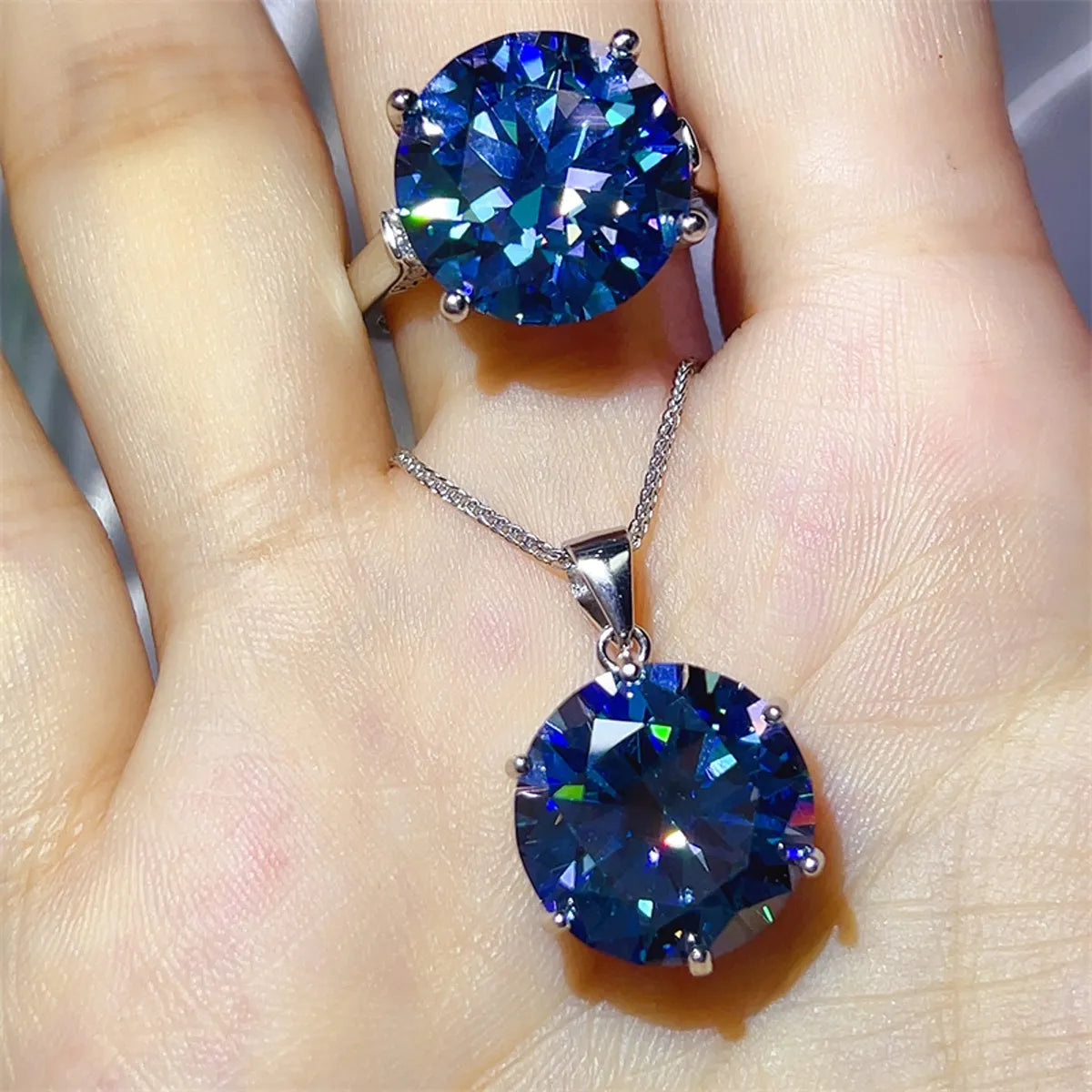 10 Carat Moissanite 925 Sterling Silver Ring and Necklace Set