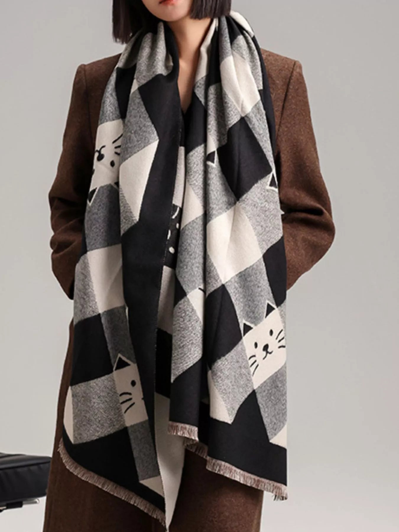 Cute Cat Pattern Plaid Raw Hem Scarf