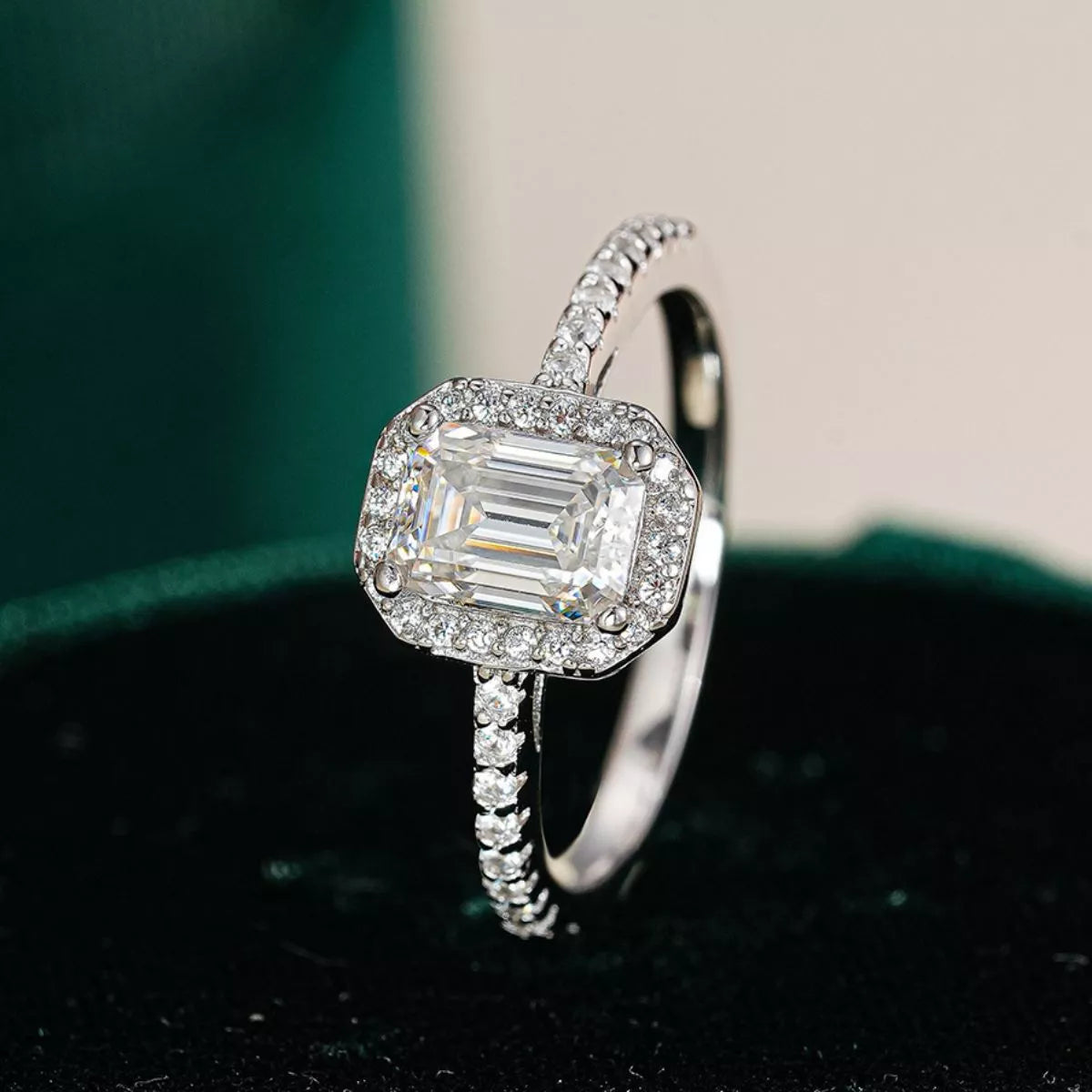 1 Carat Moissanite 925 Sterling Silver Ring