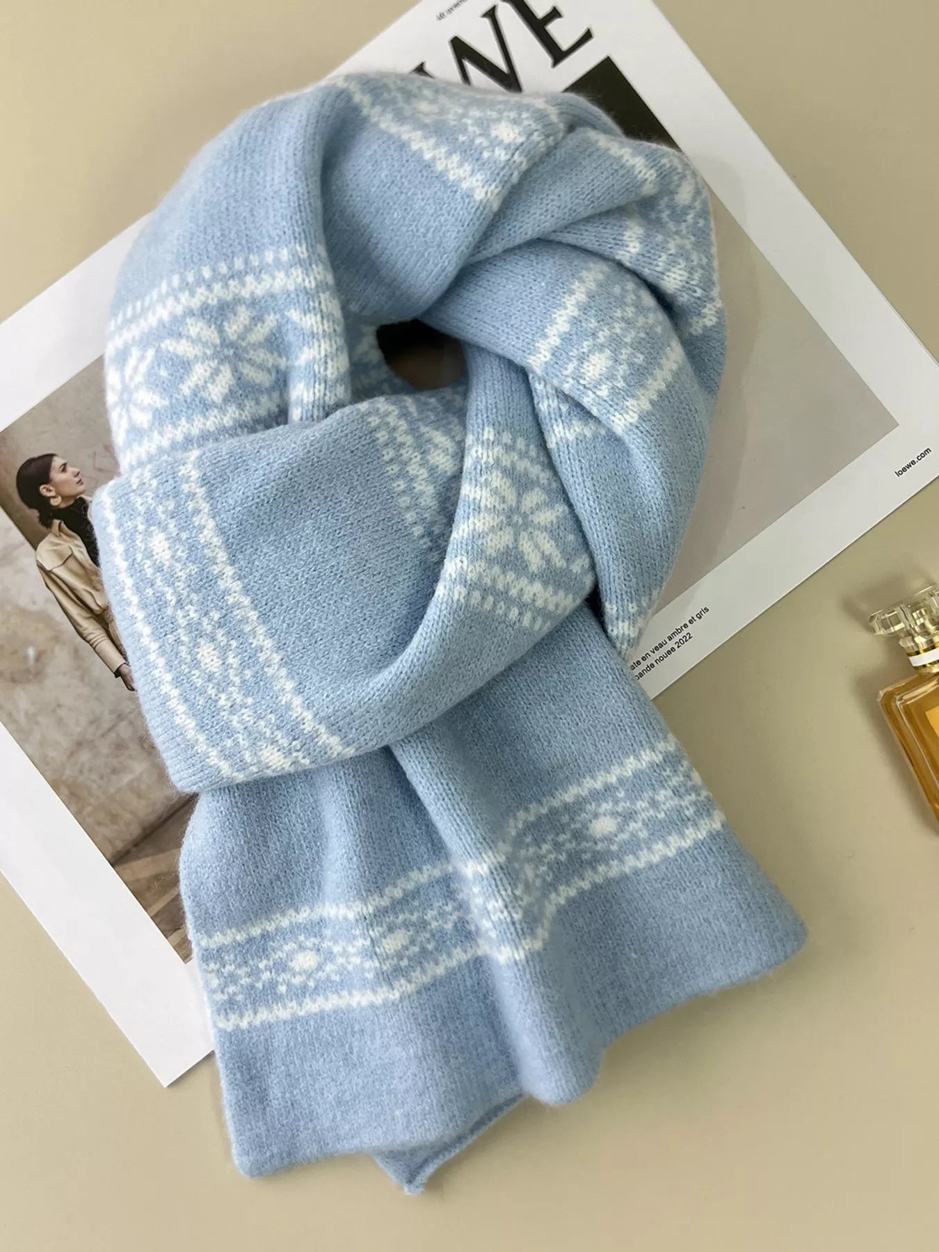 Winter Snowflake Pattern Knitted Scarf