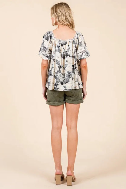 Lime 'N' Chili Floral Print Lace Trim Puff Sleeve Blouse