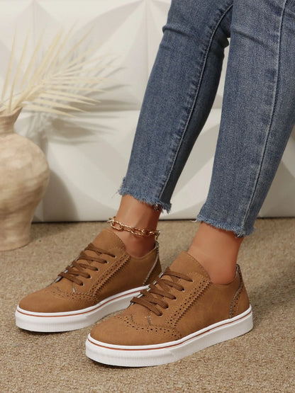 Lace Up Round Toe Platform Sneakers