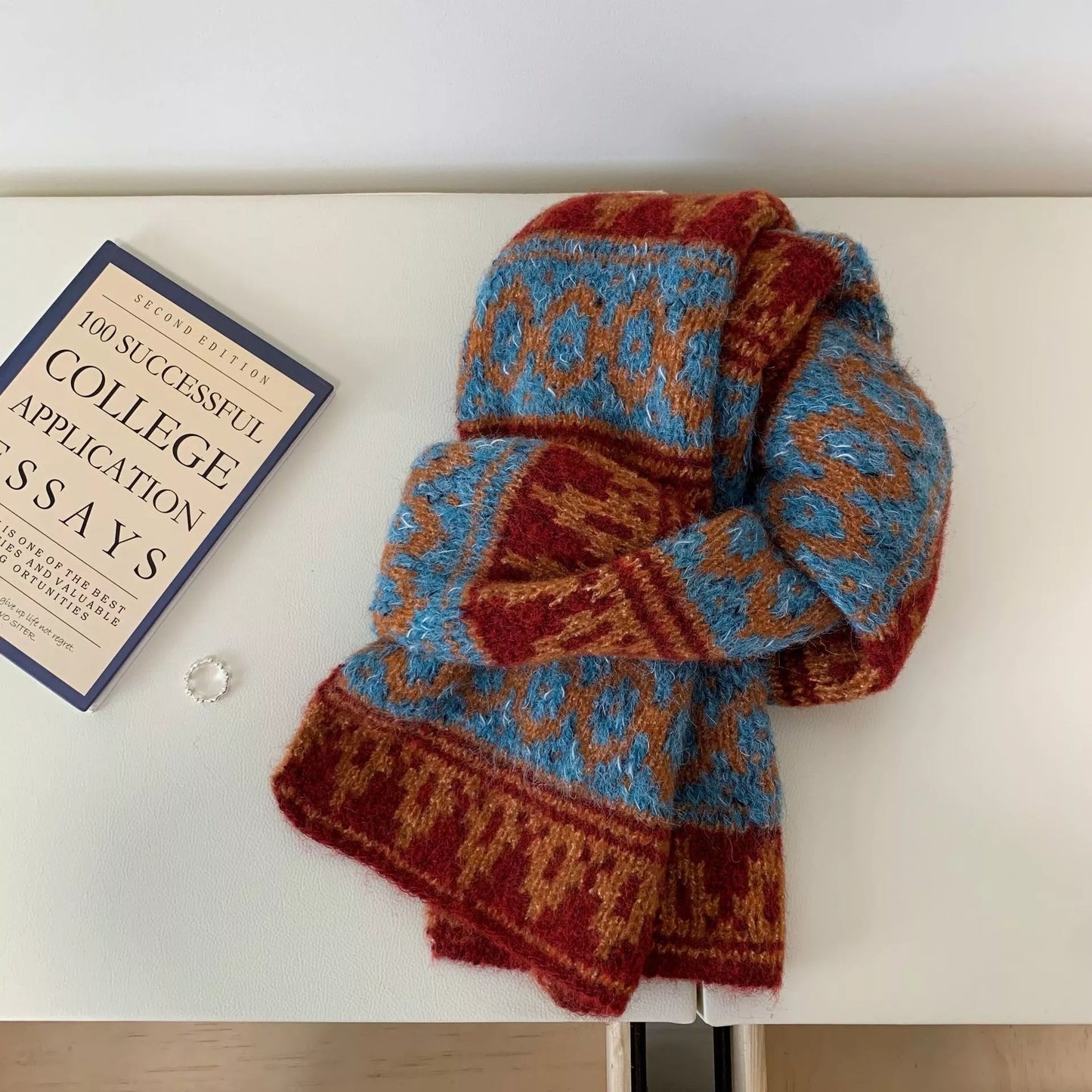 Vintage Knitted Pattern Warm Scarf
