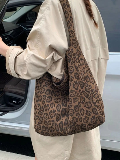Casual Style Shoulder Bag