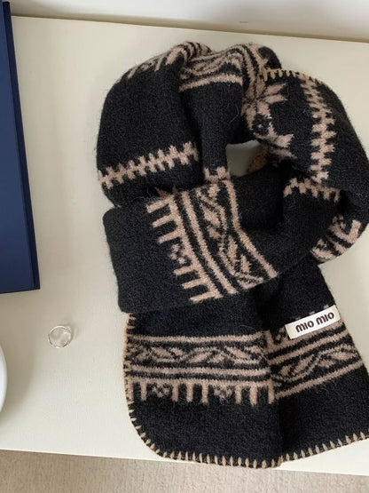 Vintage Pattern Knitted Scarf