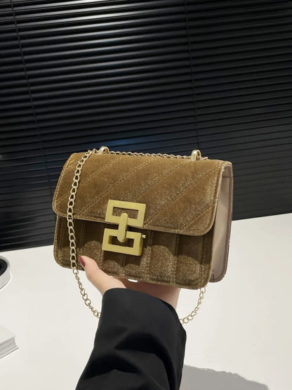 Gold Clasp Chain Shoulder Bag