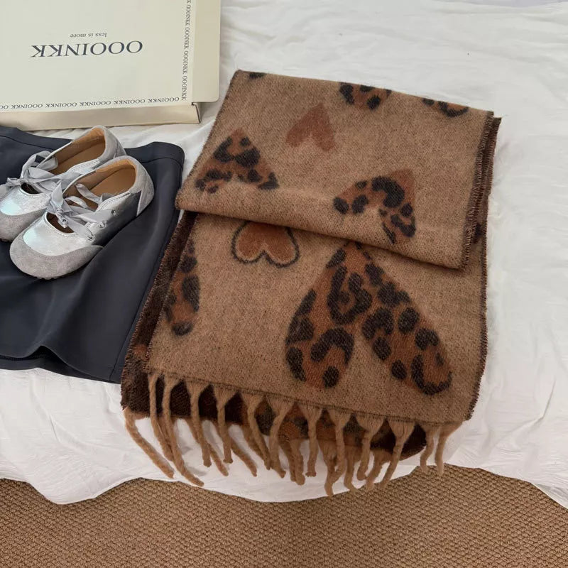 Leopard Heart Warm Scarf
