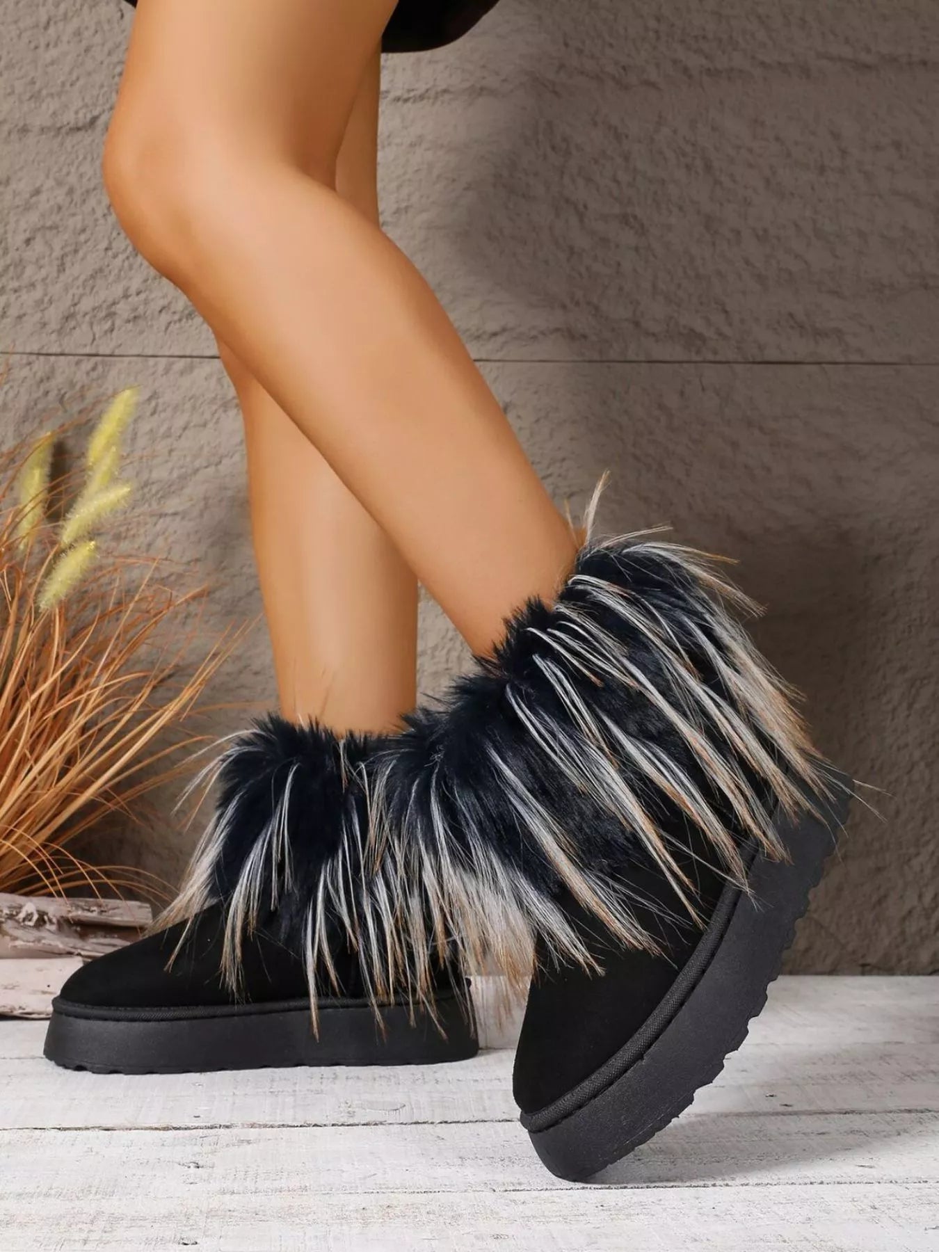 Round Toe Platform Boots