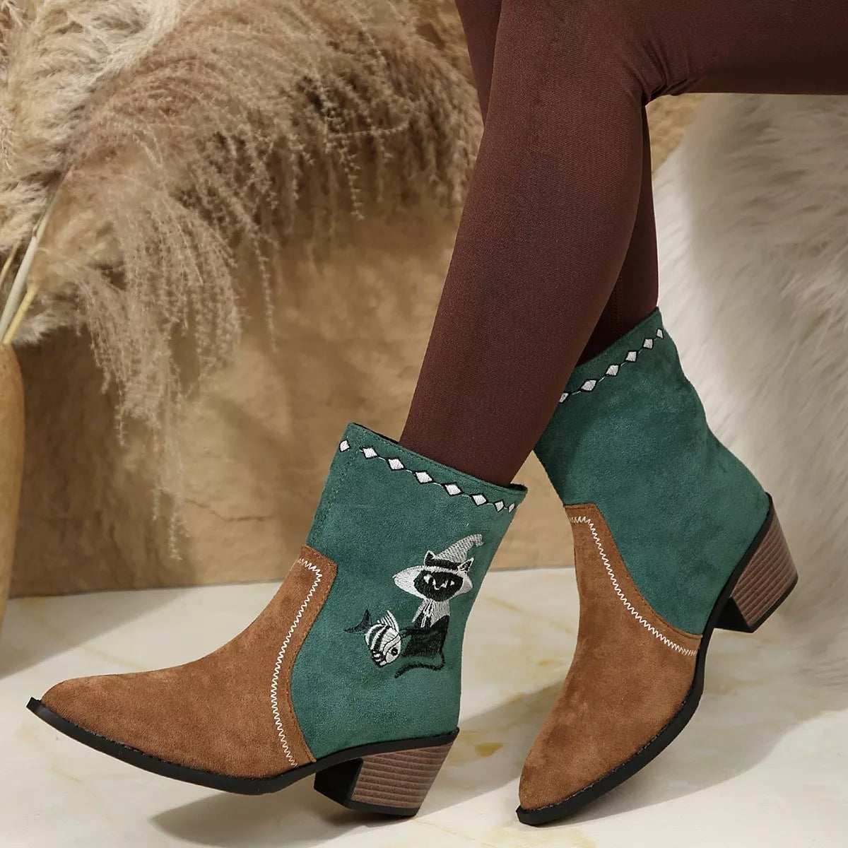 Western Cowboy Boots with Embroidered Design