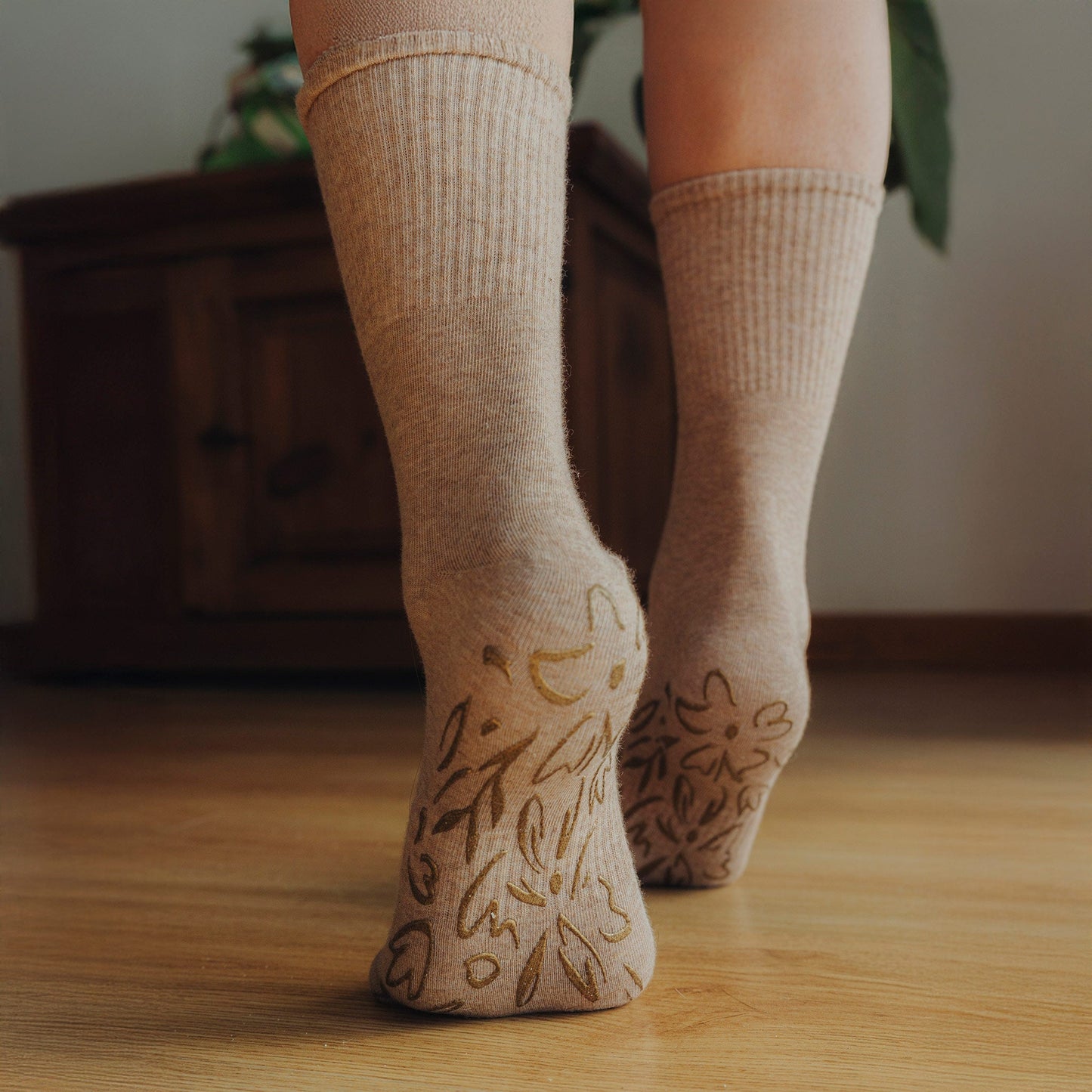 Serene Socks- Adult Organic Cotton Non-Slip Socks- 4 Seasons- Brown- 2 Pairs