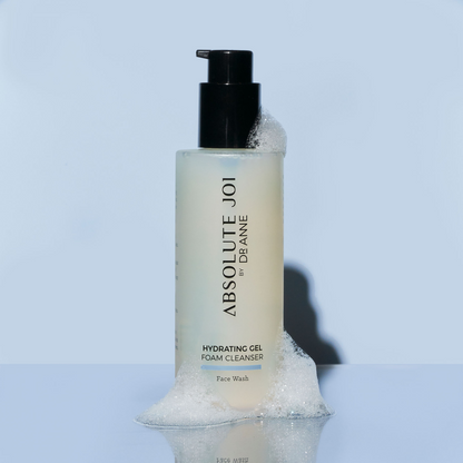 Gentle Hydrating Foaming Cleanser