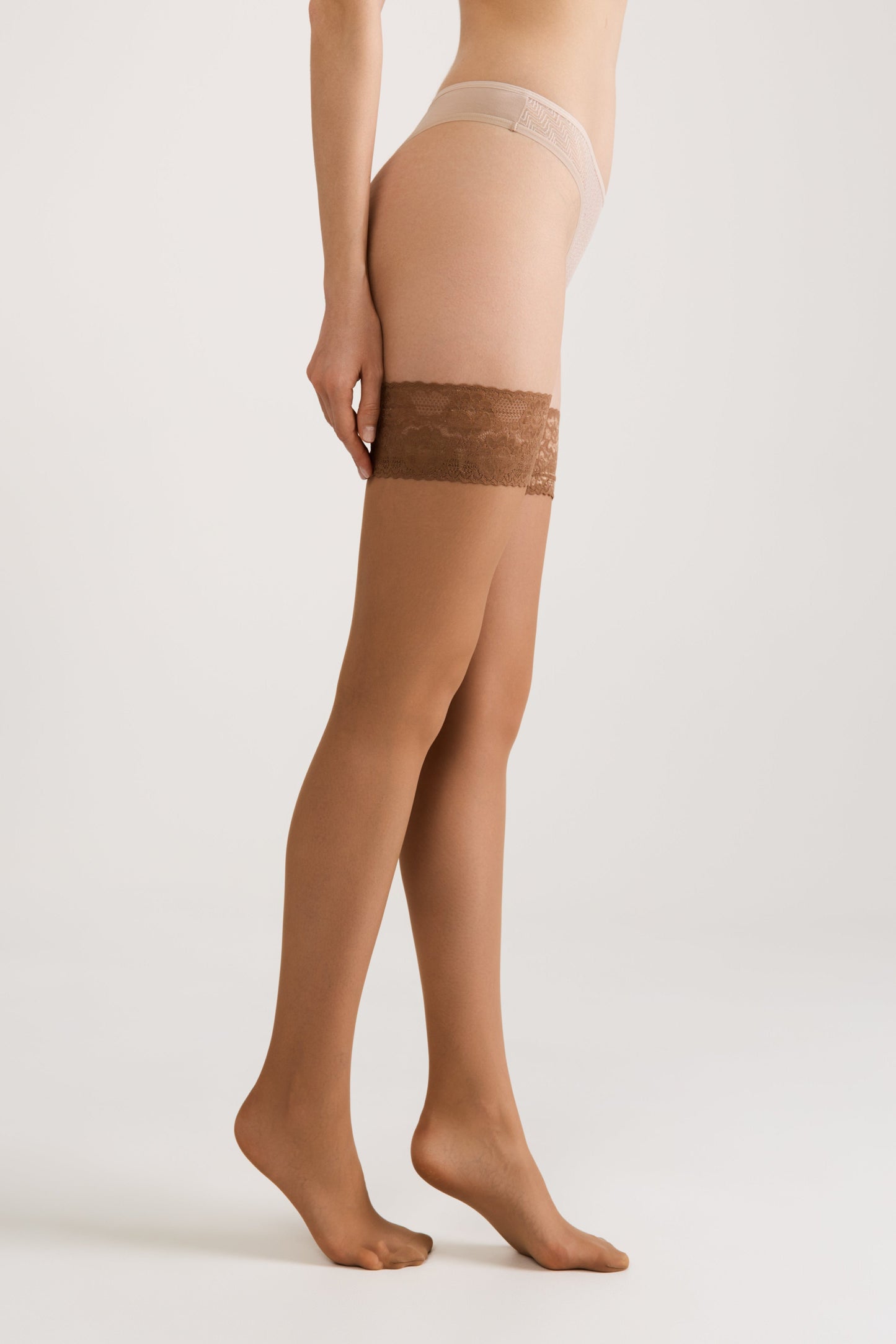Stockings Conte Class 20 Den - Silicone Lace Top