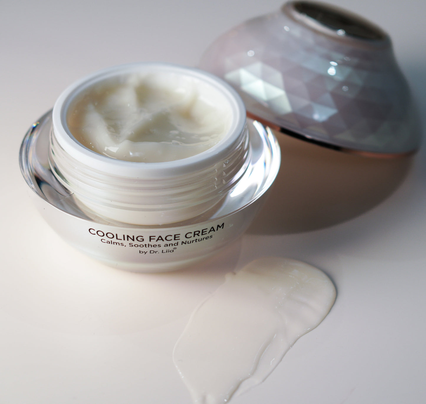 Glow Boosting Cool Elixir for Luminous and Hydrated Skin