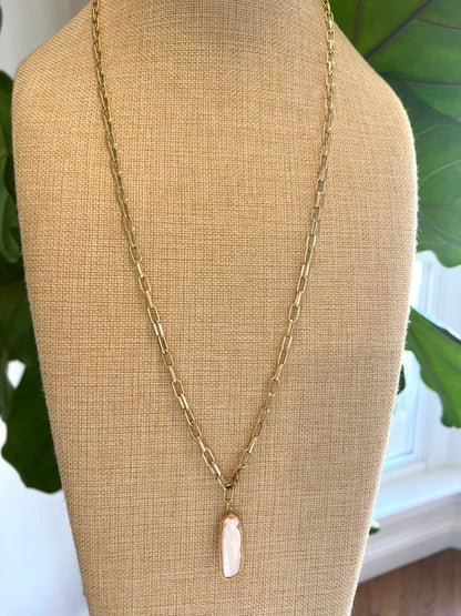 Freshwater Pearl Pendant Necklace