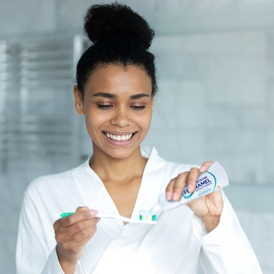 Sensodyne ProNamel Gentle Whitening Toothpaste for Sensitive Teeth 4oz/2pk - Imperfect Box