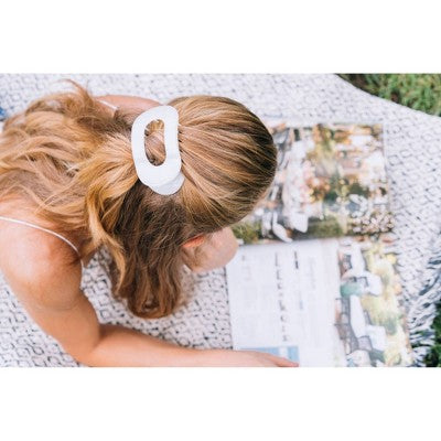 TELETIES Medium Flat Round Hair Clip Coconut White - New