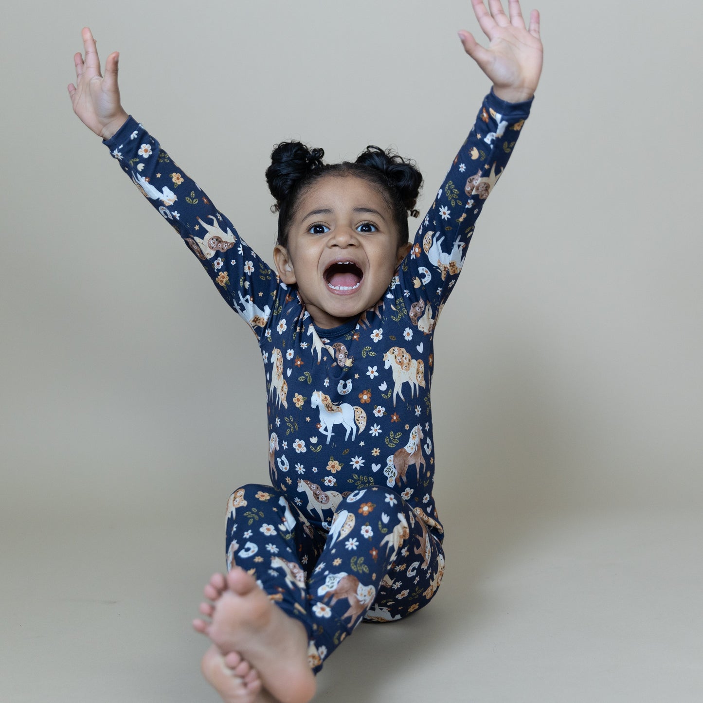 Wild Horses 2pc Long Sleeve Pajamas