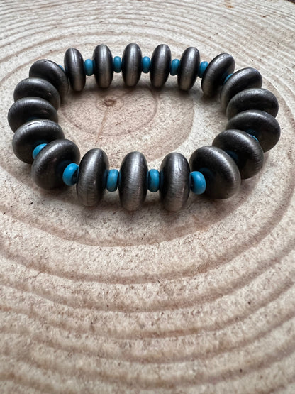 Western Faux Saucer Pearl Stretch Bracelet with Faux Turquoise - 6 1/2 inch