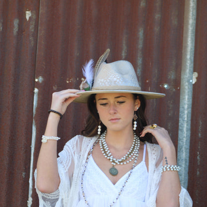 Pearl Triple Strand Bracelet 804a