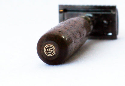 Hand turned Walnut Wood Double Edge Safety Razor