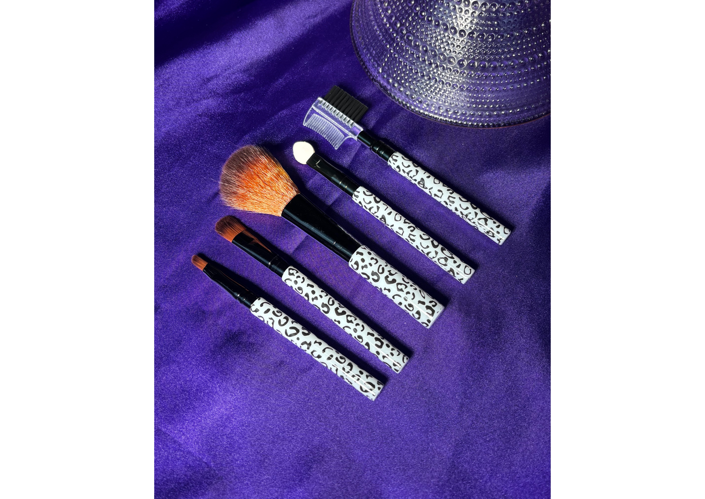 Makeup Brush Set: Essential For Perfection