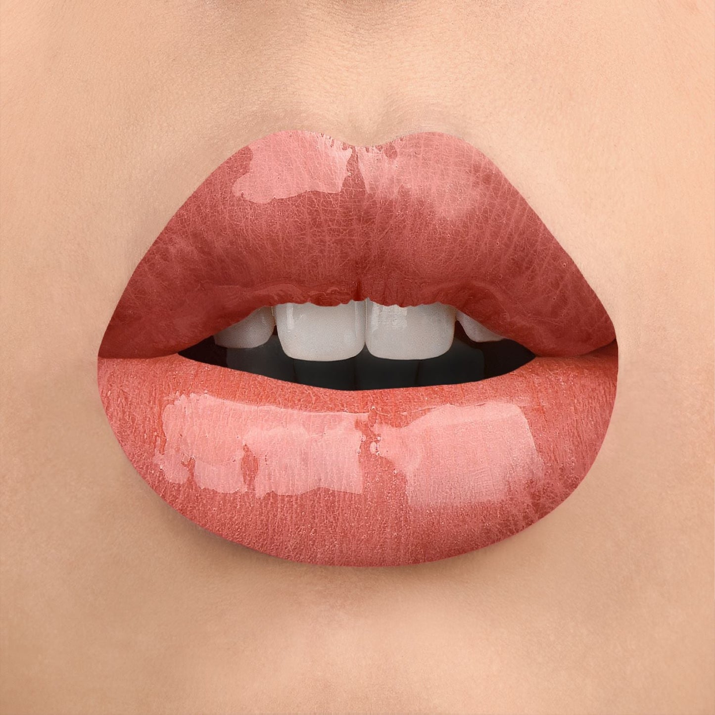 SHADE V12 LUSTRE VINYL FINISH LIPGLOSS - Clear Gloss