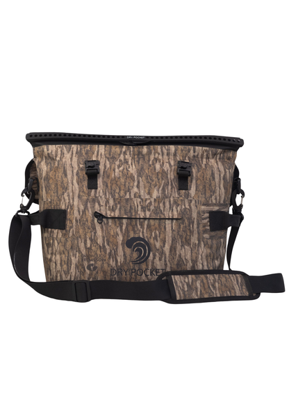 PRE-ORDER - Mossy Oak - Auto-Sealing, Waterproof, Floating, Scent Proof Day-Pack Cooler